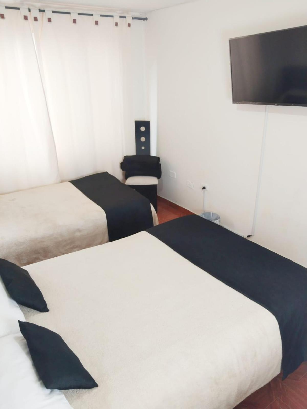 Habitaciones Cerca Al Aeropuerto Centro Y Centro Conecta Embajada Americana Bogota Buitenkant foto