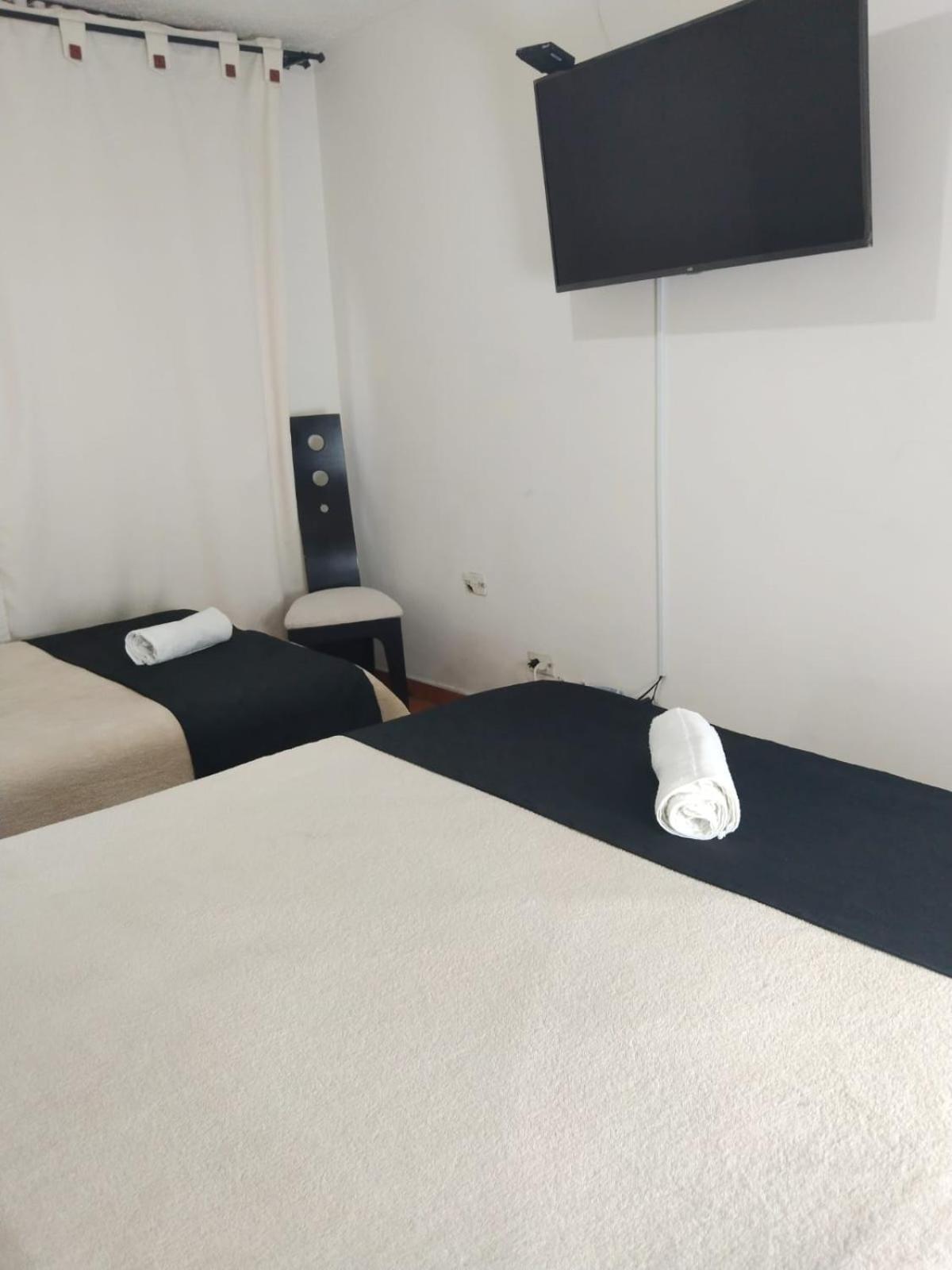 Habitaciones Cerca Al Aeropuerto Centro Y Centro Conecta Embajada Americana Bogota Buitenkant foto